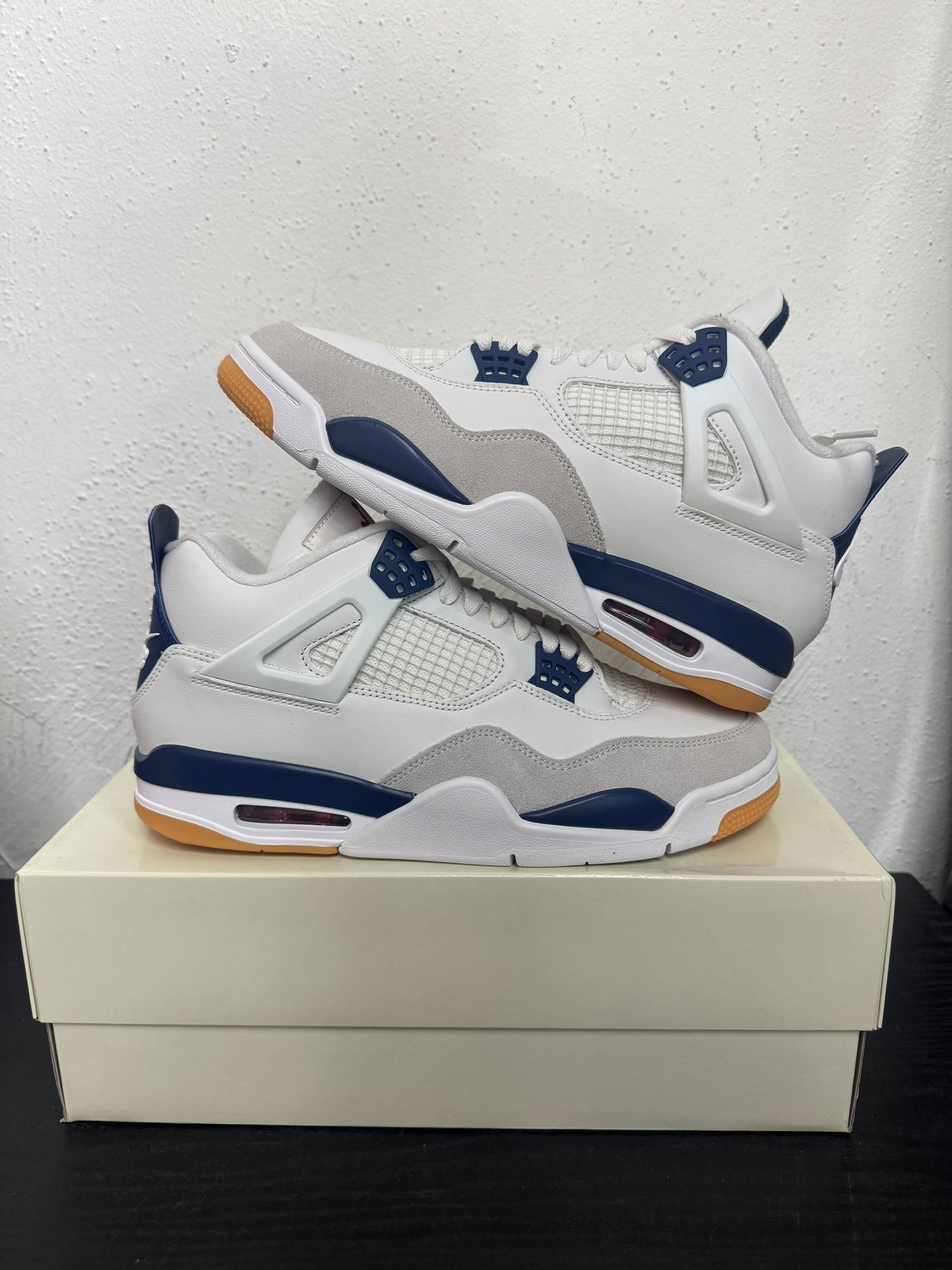 JORDAN 4 SB NAVY