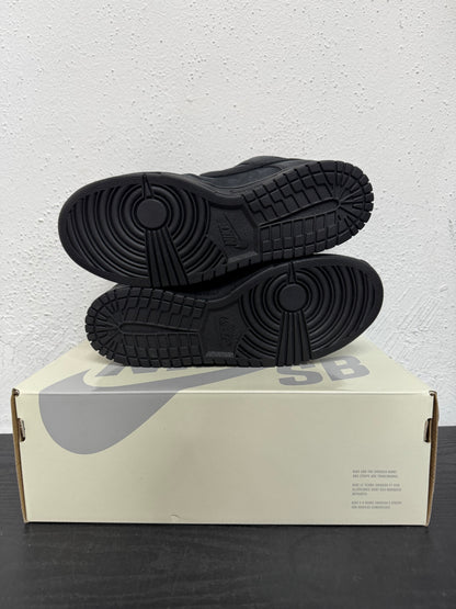 DUNK LOW SB SUPREME 94 BLACK