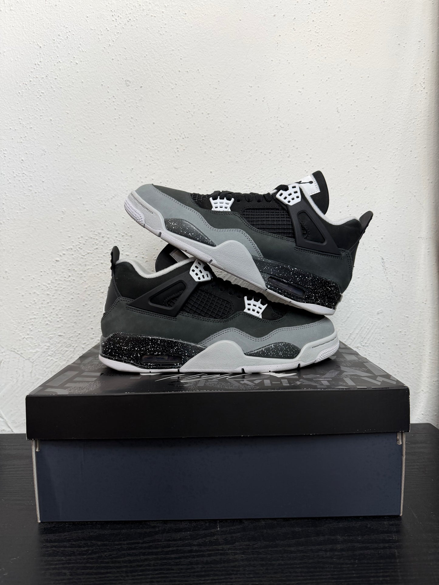 JORDAN 4 FEAR (USED)
