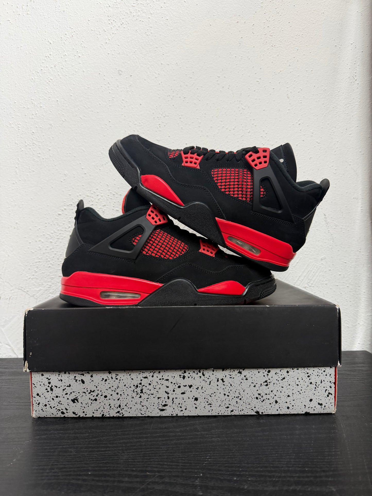 JORDAN 4 RED THUNDER (USED