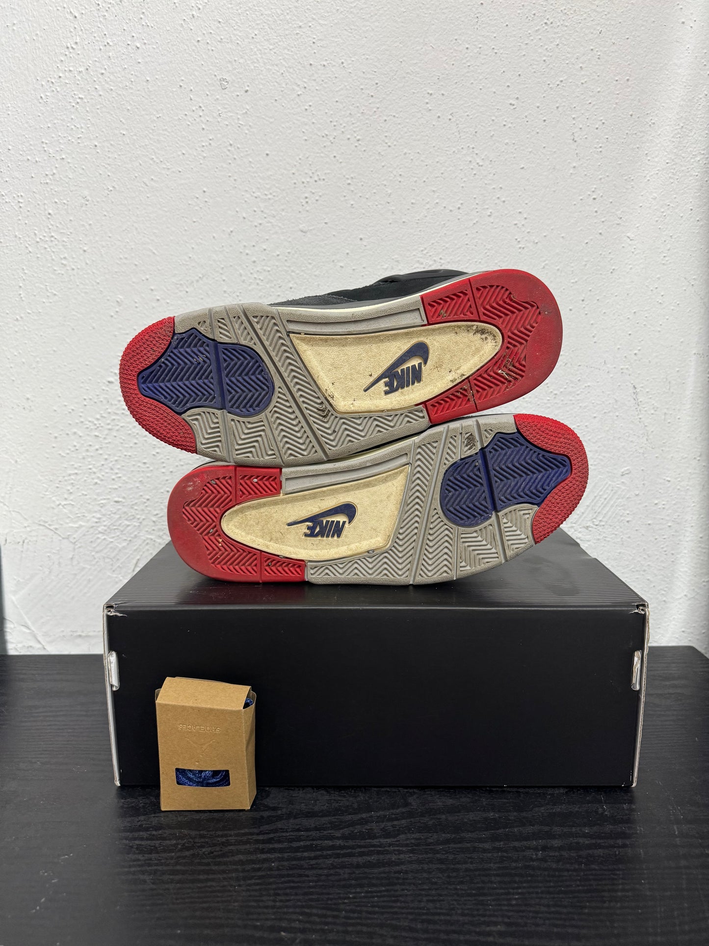 JORDAN 4 RARE AIR (USED)