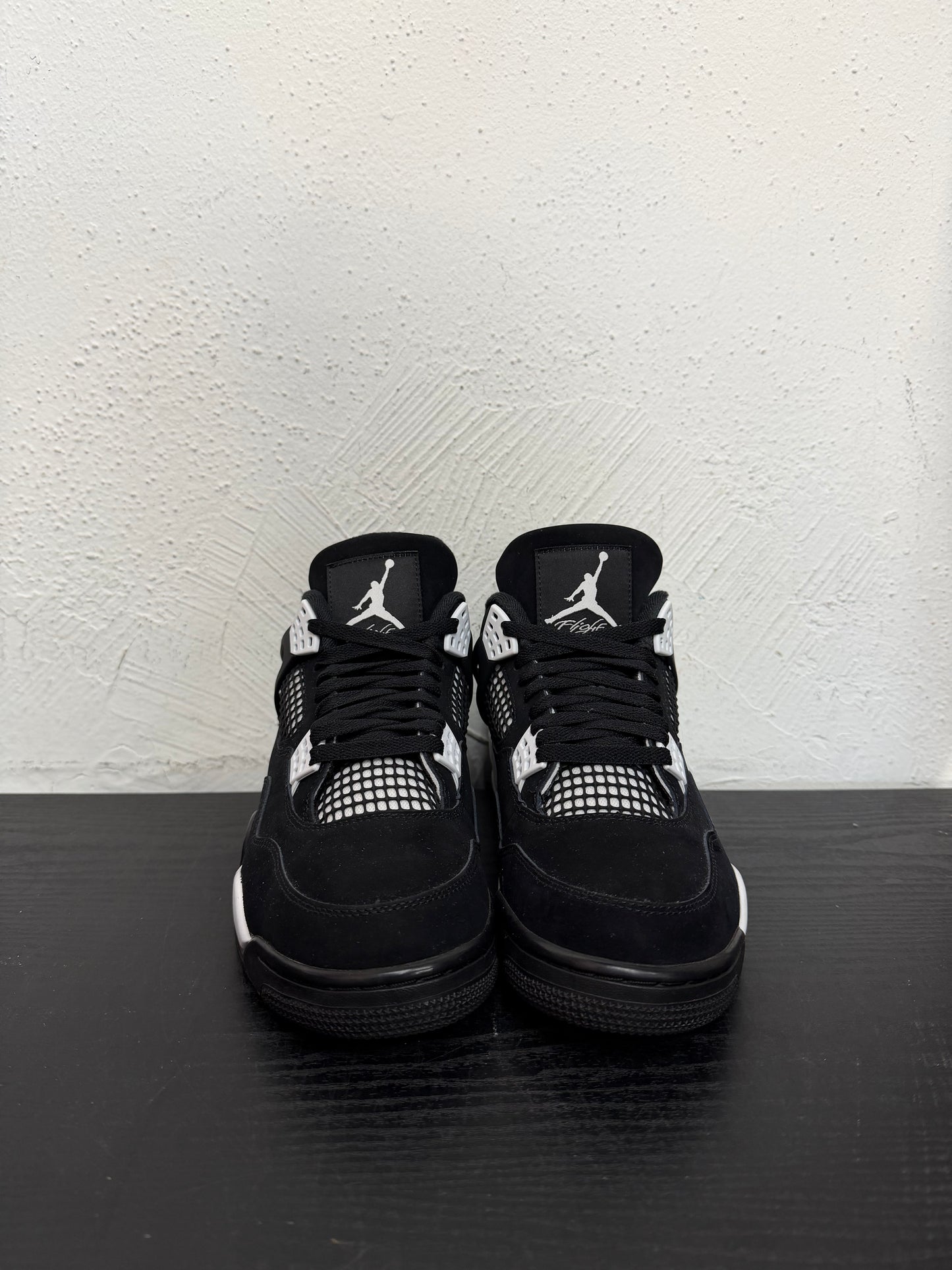 JORDAN 4 WHITE THUNDER (USED) (NB)