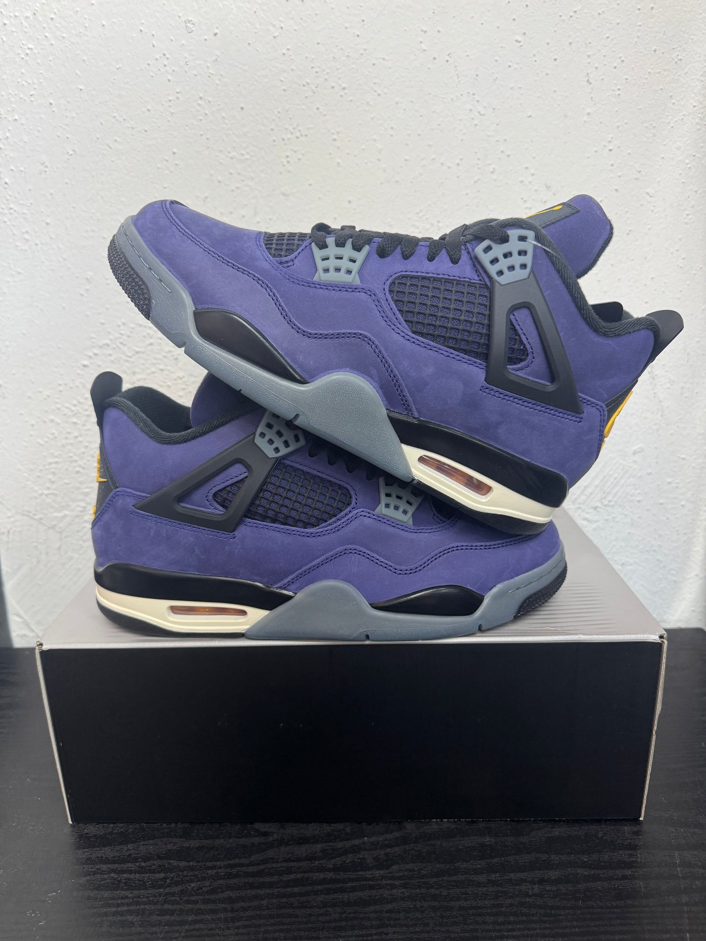 JORDAN 4 LAKER