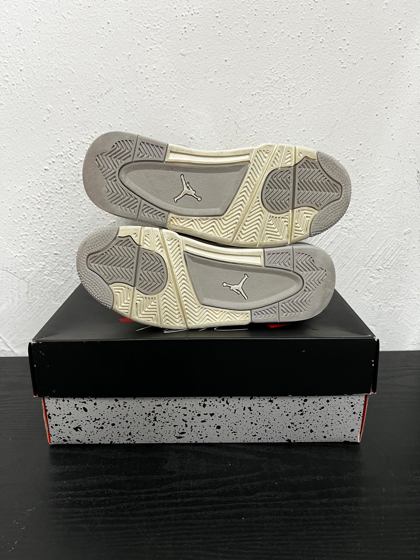 JORDAN 4 FROZEN MOMENT (USED)