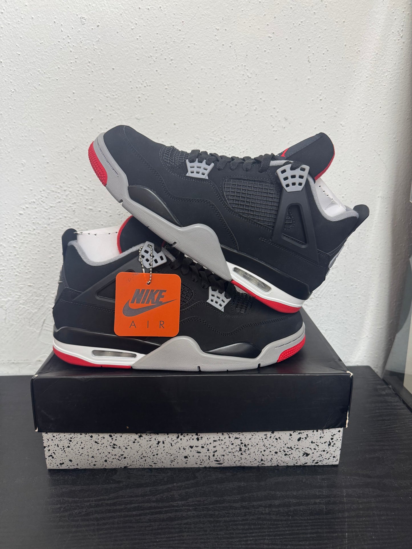 JORDAN 4 RETRO BRED (2019)