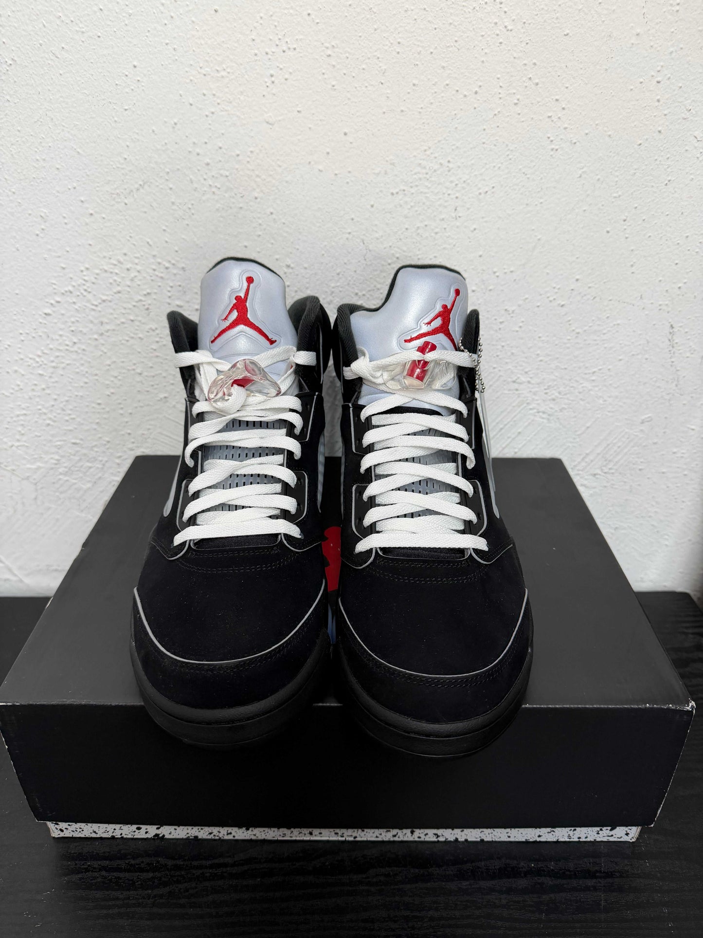 JORDAN 5 METALLIC BLACK REIMAGINED