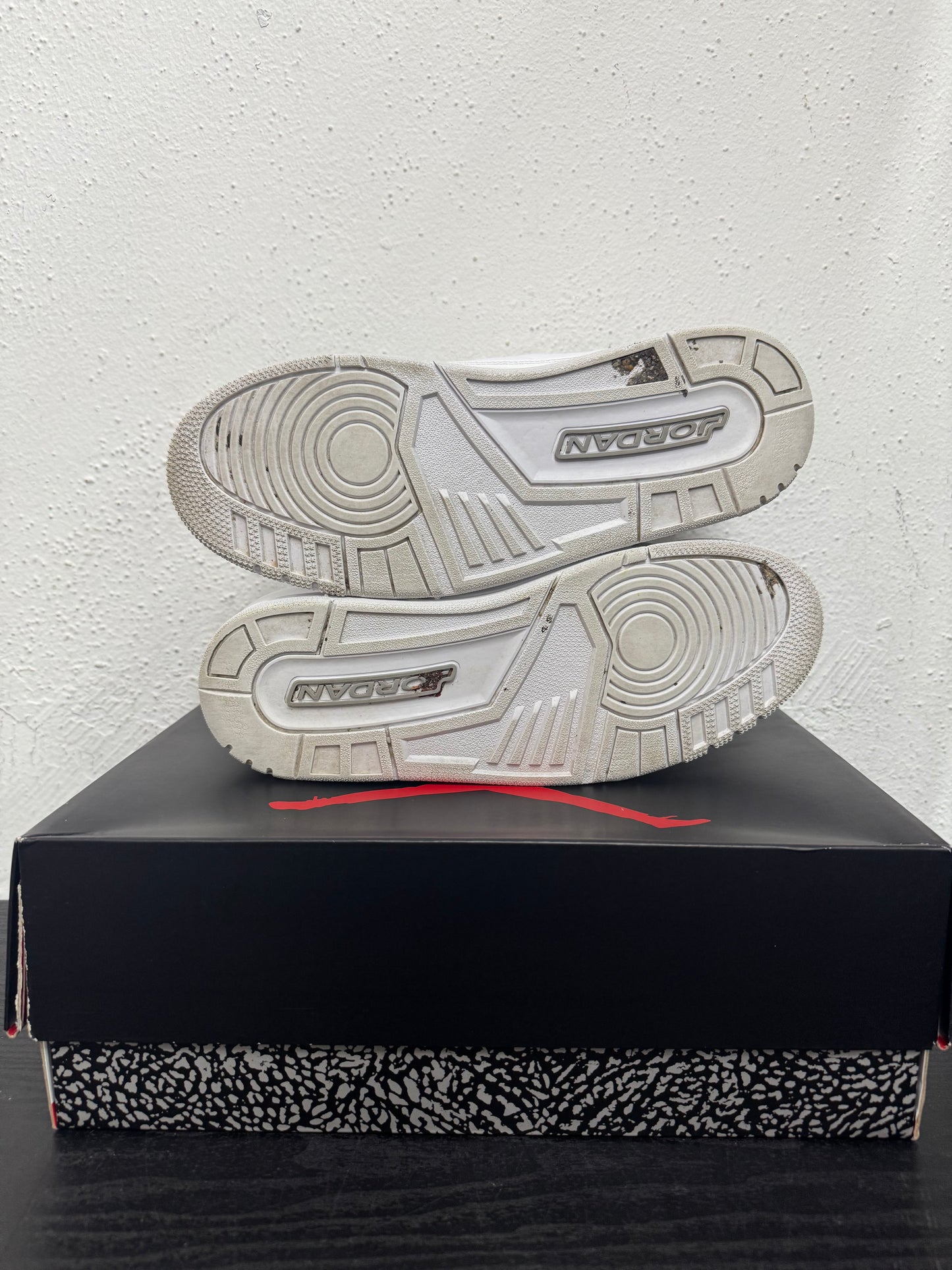 JORDAN 3 PURE MONEY (USED)