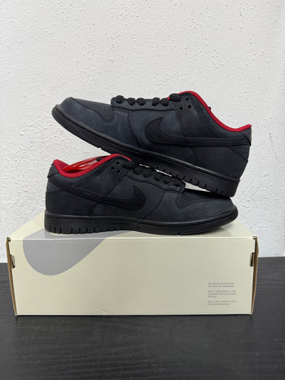 DUNK LOW SB SUPREME 94 BLACK